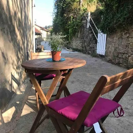 Feriehus La Maison Du Puit Castels