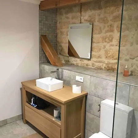 La Maison Du Puit Castels