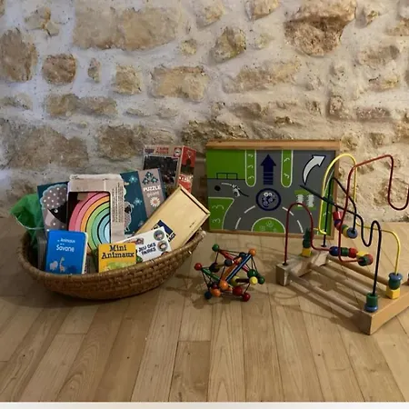 La Maison Du Puit 別荘 Castels